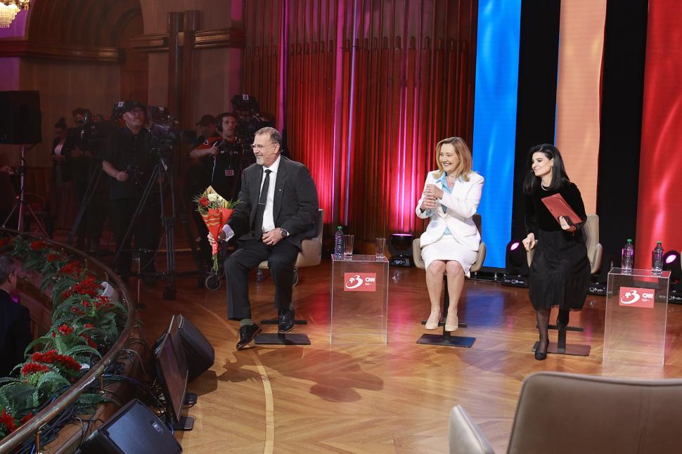 Culisele celei mai importante dezbateri înaintea alegerilor prezidențiale. Ce nu s-a văzut la televizor 969156