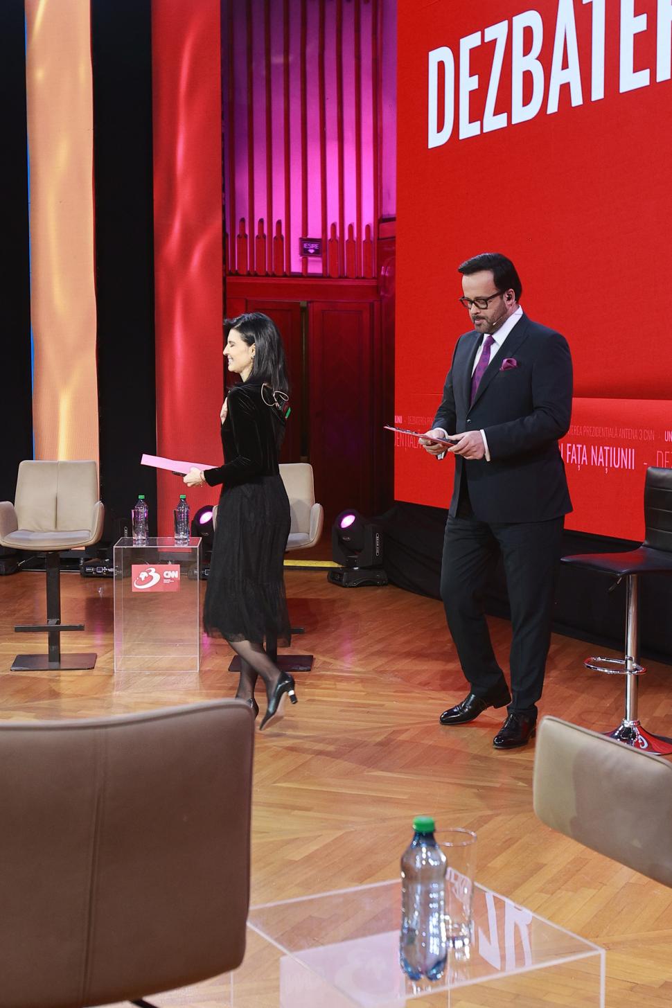 Culisele celei mai importante dezbateri înaintea alegerilor prezidențiale. Ce nu s-a văzut la televizor 969157