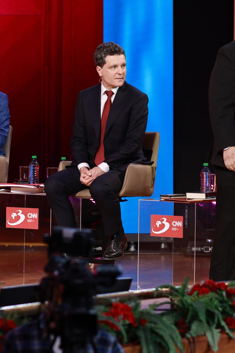 Culisele celei mai importante dezbateri înaintea alegerilor prezidențiale. Ce nu s-a văzut la televizor 969188