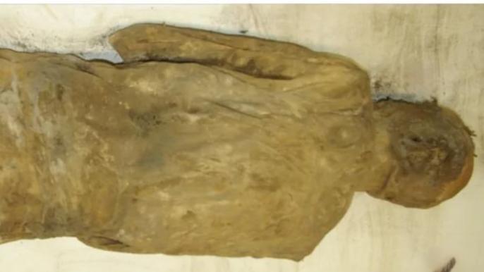 Mumia „capelanului uscat la aer” și-a dezvăluit, în sfârșit, secretele. Oamenii de știință spun că nu au mai întâlnit așa ceva 969415