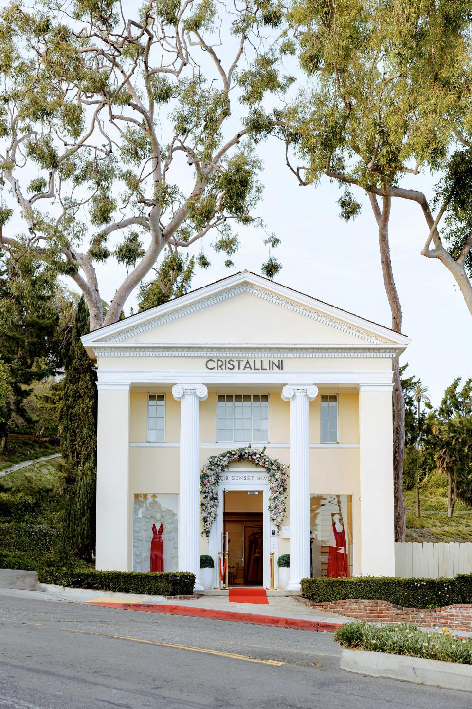 Povestea româncei care le-a îmbrăcat pe Ivanka Trump și Cindy Crawford. Cum a reușit Alina Cîrstea să dea lovitura la Hollywood 969295