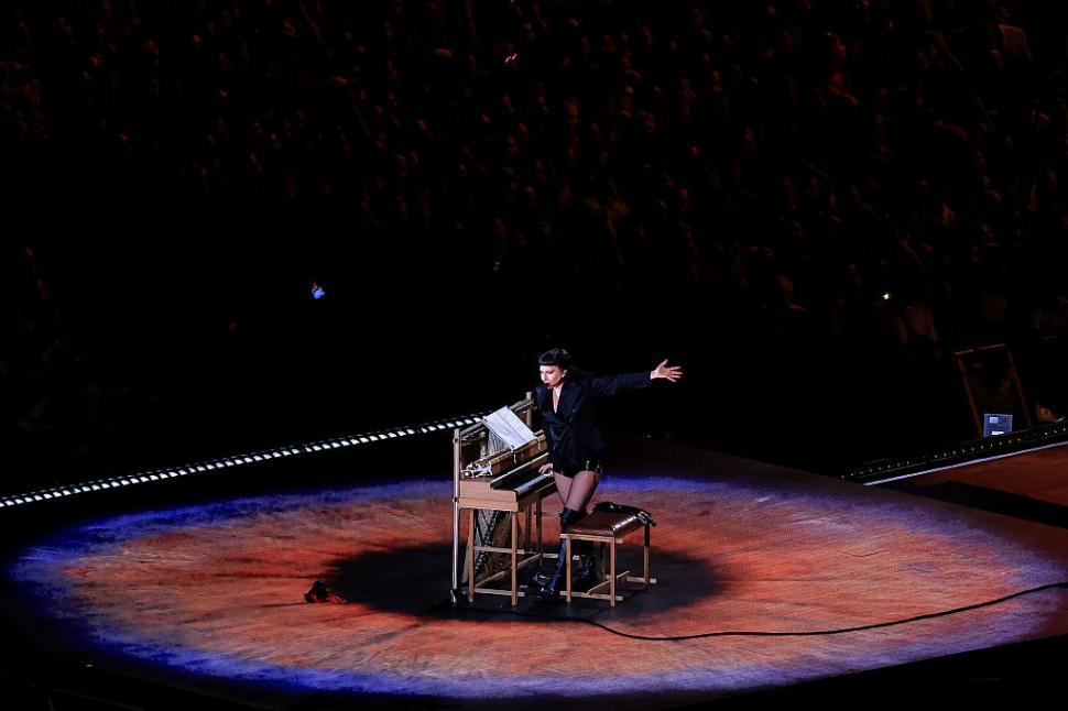 Lady Gaga a făcut spectacol la concertul gratuit din Rio de Janeiro. 2,1 milioane de fani s-au înghesuit să o audă cântând live 969755