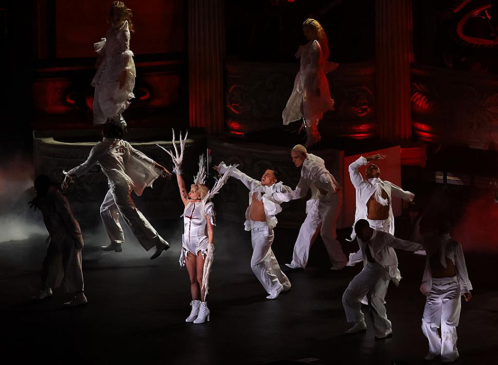 Lady Gaga a făcut spectacol la concertul gratuit din Rio de Janeiro. 2,1 milioane de fani s-au înghesuit să o audă cântând live 969759