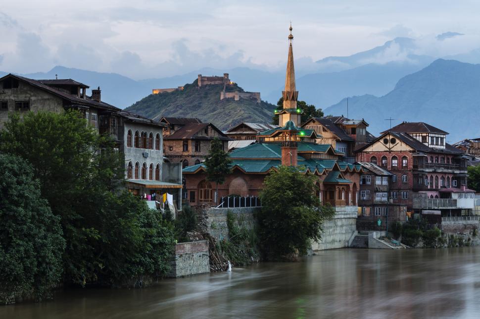 De ce se luptă India și Pakistan pentru Kashmir și cât de vechi este conflictul 970624