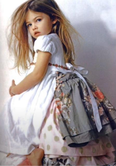 La 6 ani a fost declarată „cea mai frumoasă fetiță din lume”. Acum, la 24 de ani, Thylane Blondeau arată cu totul diferit 970677