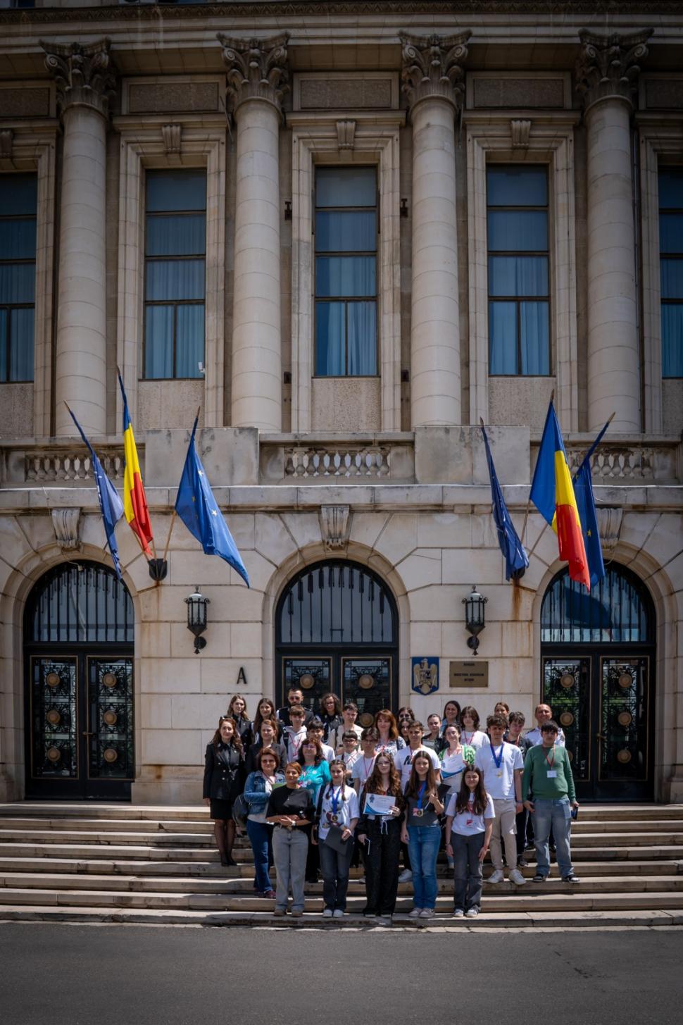 Viitorul României inteligente: olimpicii din Alexandria au descoperit secretele securității cibernetice la sediul MAI 970713