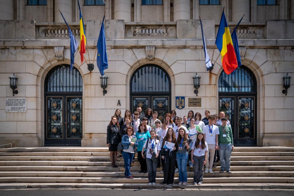 Viitorul României inteligente: olimpicii din Alexandria au descoperit secretele securității cibernetice la sediul MAI 970715