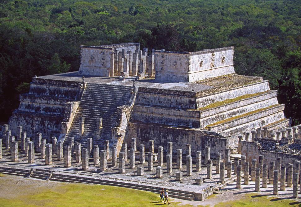 Descoperire inedită la Chichen Itza. Care e secretul pigmentului albastru mayaș, folosit de preoții civilizației antice 970956