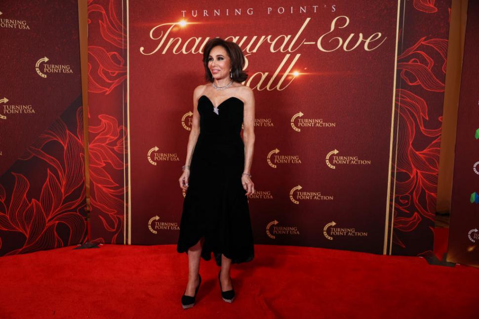 Donald Trump a ales o prezentatoare de la Fox News pentru postul de procuror interimar al Washingtonului 971159