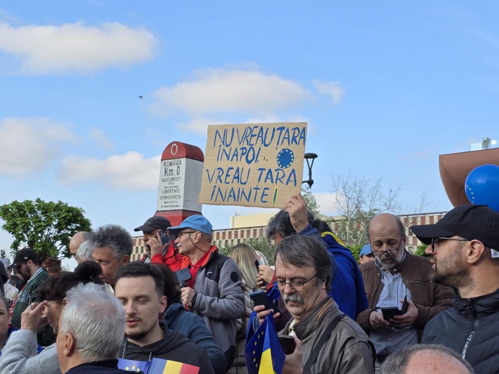 Fără huiduieli și fără frică. România care vrea să rămână în Europa a ieșit în stradă 971478