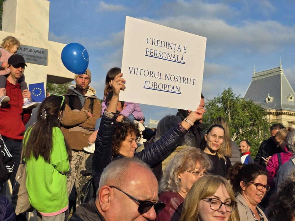 Fără huiduieli și fără frică. România care vrea să rămână în Europa a ieșit în stradă 971479