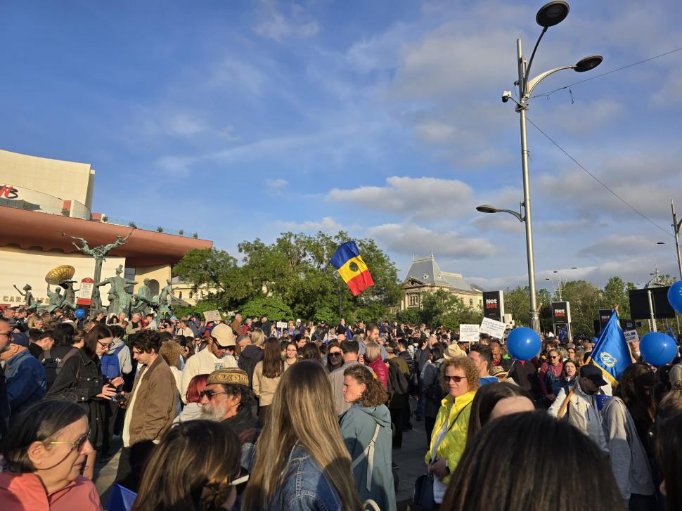 Fără huiduieli și fără frică. România care vrea să rămână în Europa a ieșit în stradă 971484