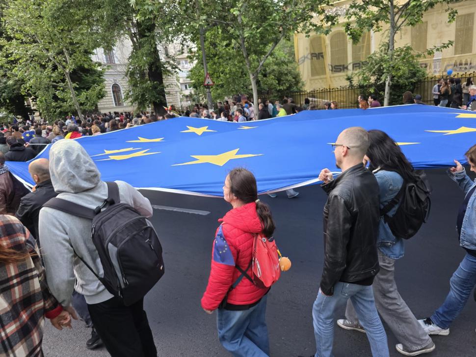 Fără huiduieli și fără frică. România care vrea să rămână în Europa a ieșit în stradă 971498