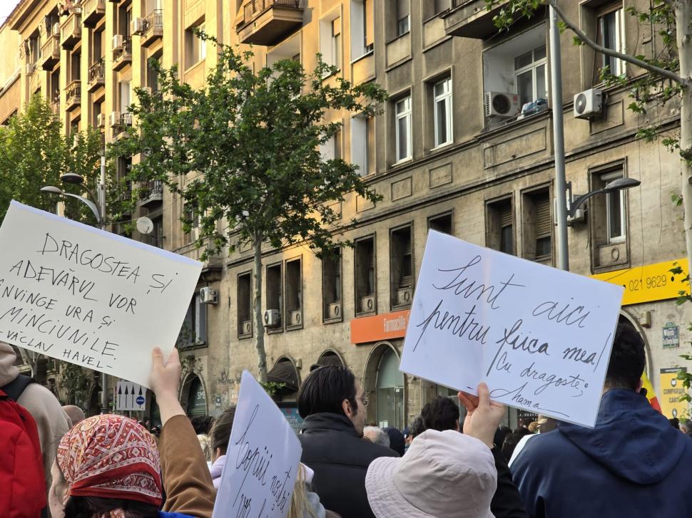 Fără huiduieli și fără frică. România care vrea să rămână în Europa a ieșit în stradă 971505