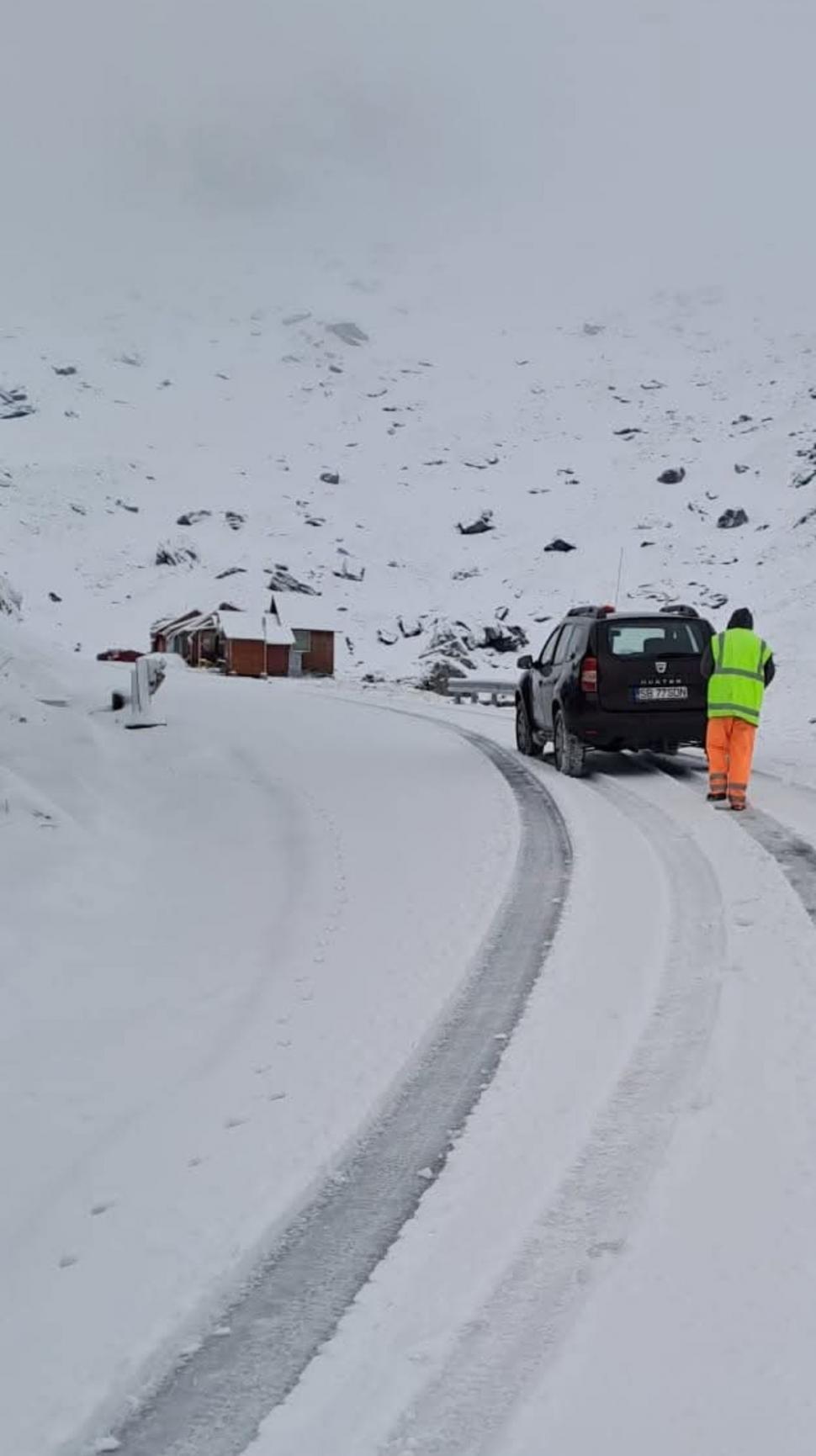 Imagini cu ninsorile din zona Moldovei: "Frumos peisaj! Zăpadă de 9 mai la munte" 971462
