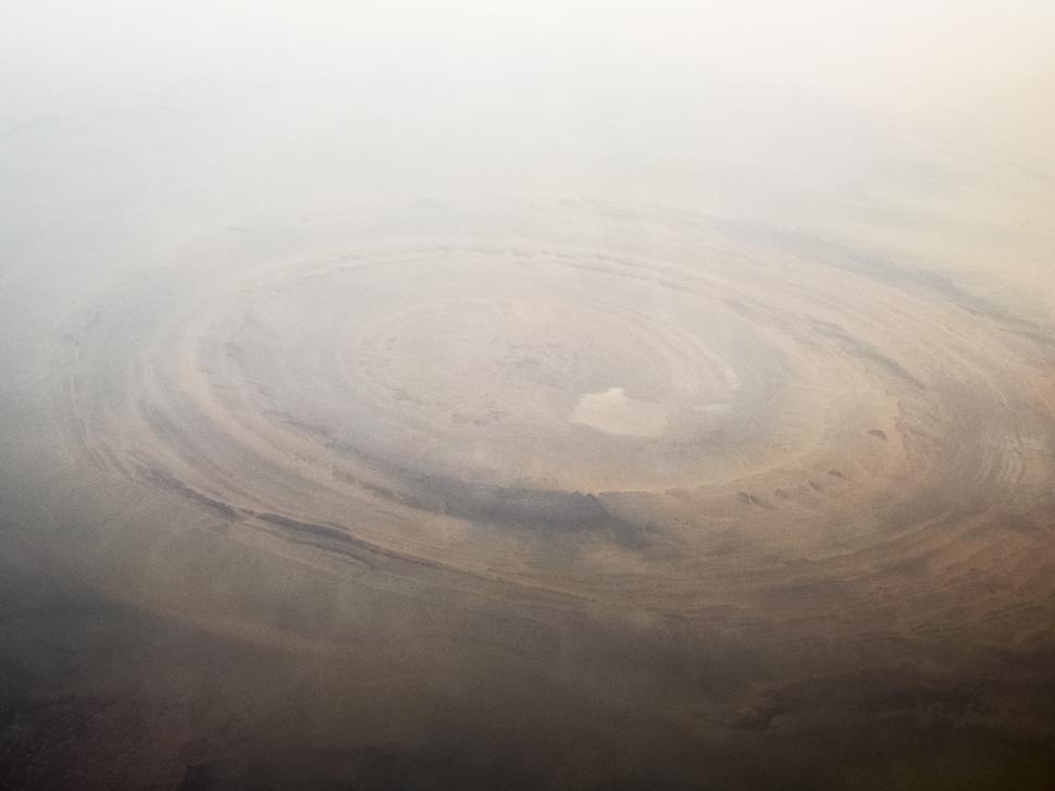 „Ochiul Saharei”, misterul din mijlocul deșertului. Despre craterul uriaș se spune că ar fi locul orașului pierdut Atlantida 971335