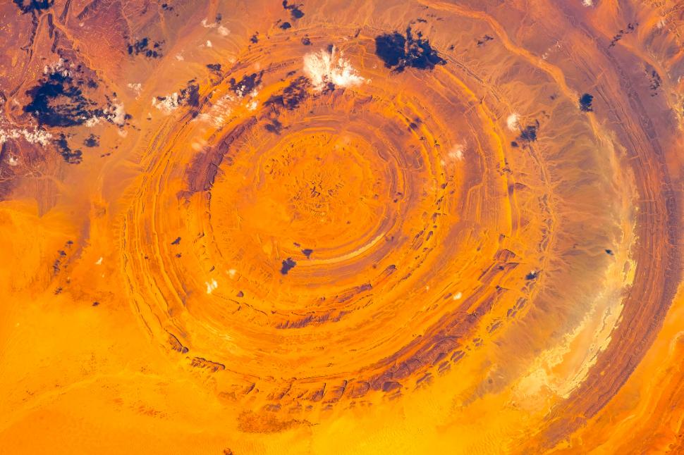 „Ochiul Saharei”, misterul din mijlocul deșertului. Despre craterul uriaș se spune că ar fi locul orașului pierdut Atlantida 971337