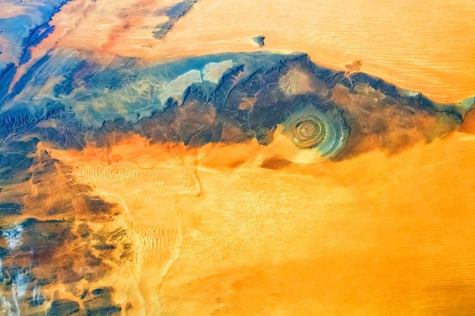 „Ochiul Saharei”, misterul din mijlocul deșertului. Despre craterul uriaș se spune că ar fi locul orașului pierdut Atlantida 971344