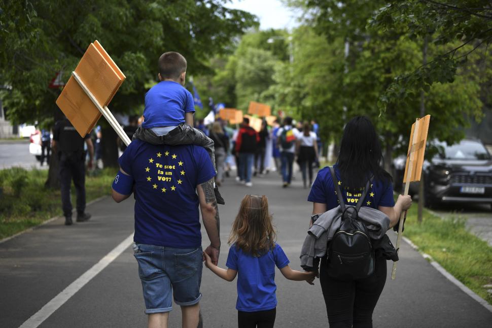 „Un singur drum: Europa!”. Mitinguri pro-UE în București și în mai multe orașe din țară 971394