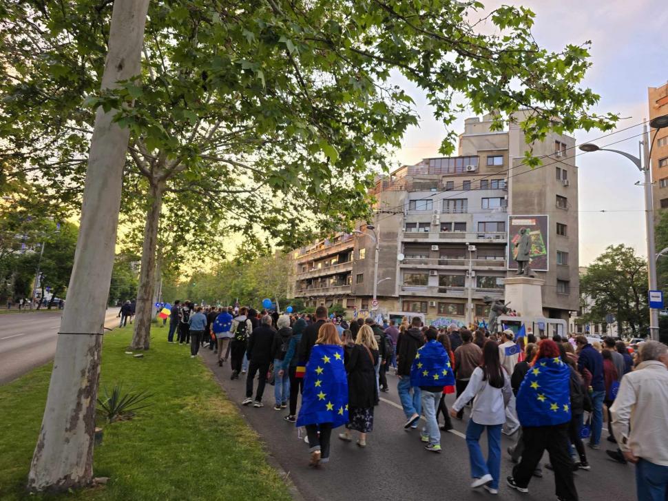 „Un singur drum: Europa!”. Mitinguri pro-UE în București și în mai multe orașe din țară 971444