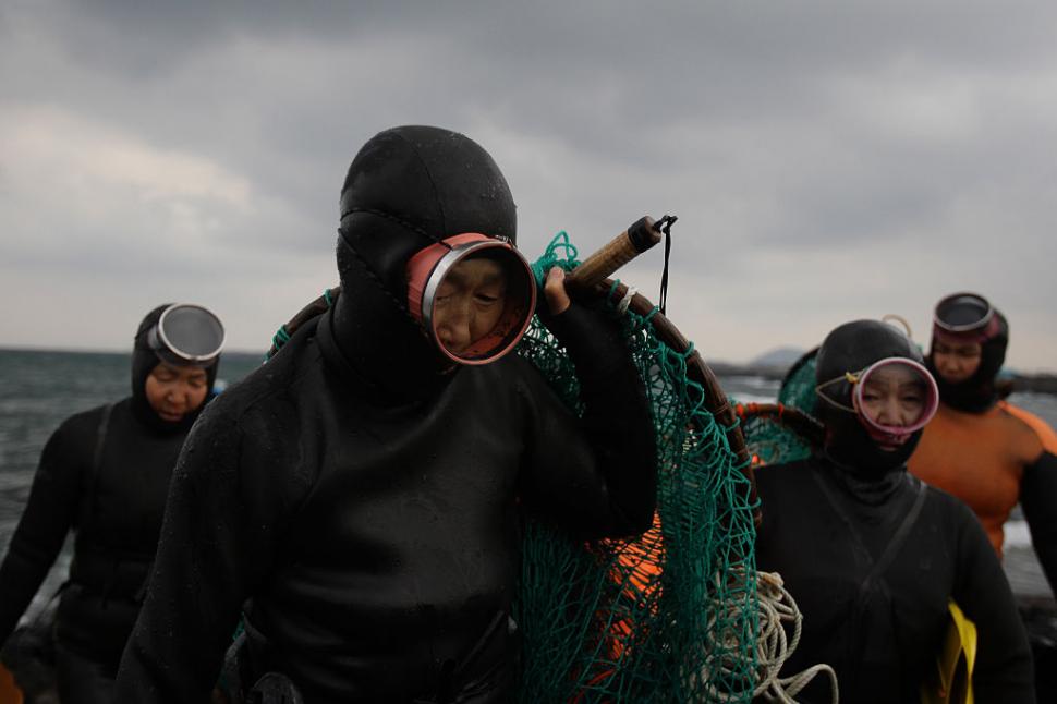 Femeile care respiră din instinct: scufundătoarele Haenyeo din Jeju și misterul scris în ADN-ul lor 970842