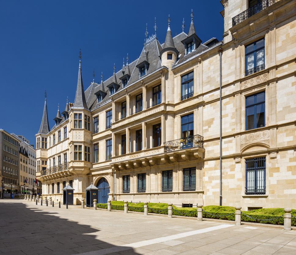 Un bărbat a traversat o țară întreagă cu autobuzul fără să scoată niciun ban din buzunar, apoi a povestit interesanta experiență 970747