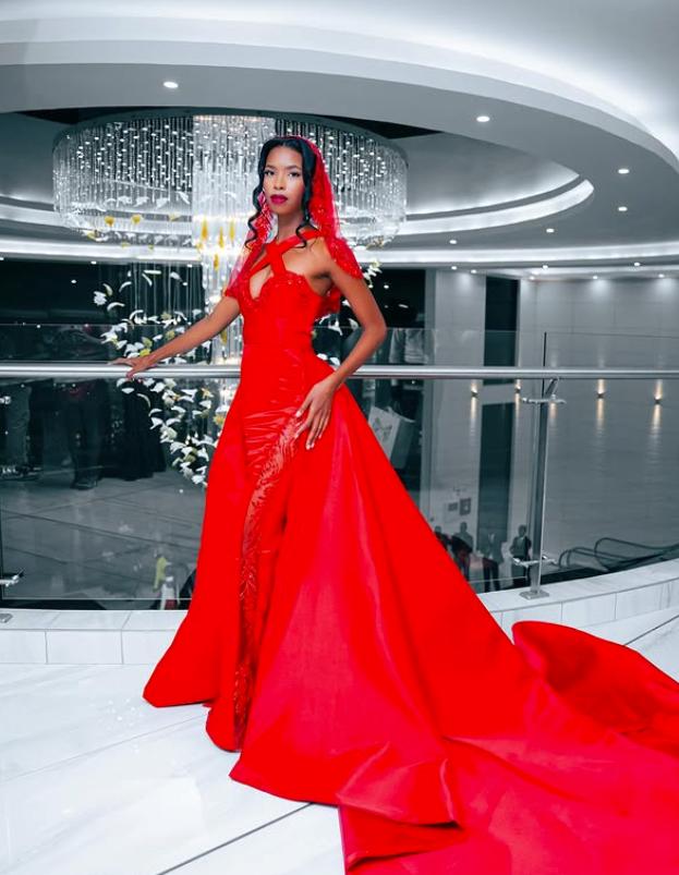 Cel mai tânăr ministru din istoria Botswanei. Lesego Chombo e Miss World Africa 2024, avocat și nu îl întâlnise pe președinte înainte 971619