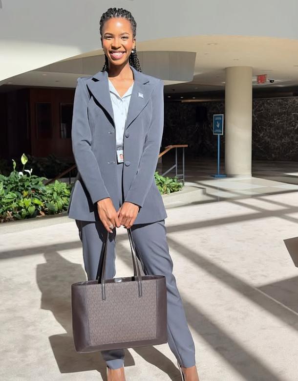 Cel mai tânăr ministru din istoria Botswanei. Lesego Chombo e Miss World Africa 2024, avocat și nu îl întâlnise pe președinte înainte 971644