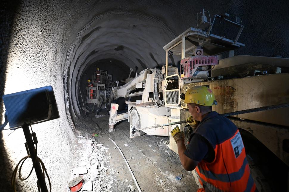 Austria sapă o gaură uriașă în Alpi pentru a ajunge la Marea Mediterană 971864