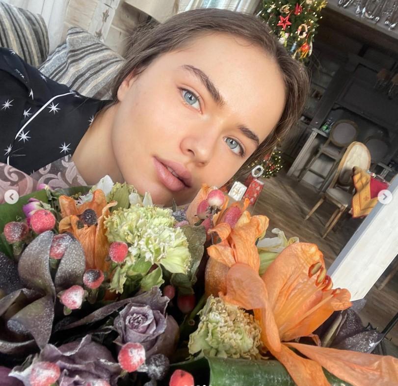 Fetița fotomodel care la 9 ani a fermecat lumea, dar a stârnit controverse, a dezvăluit cu ce se ocupă acum, la 19 ani 971877