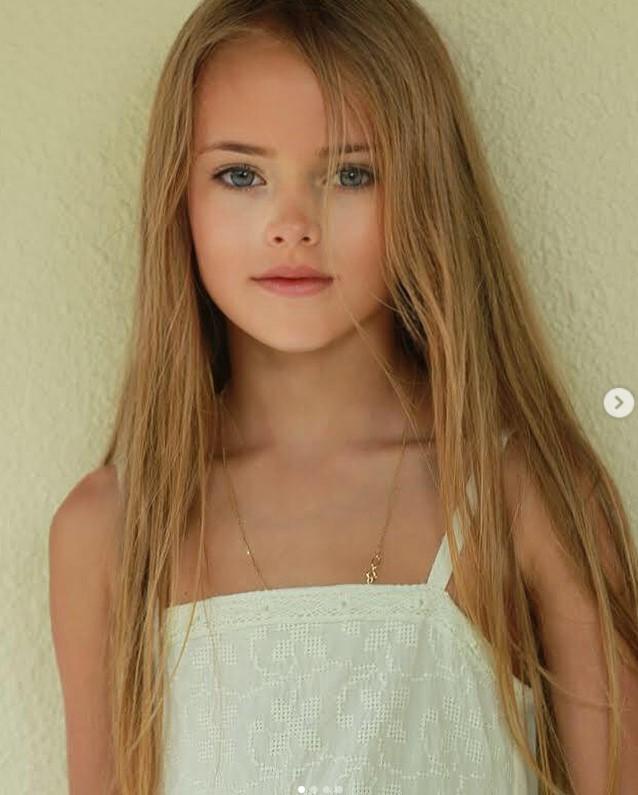 Fetița fotomodel care la 9 ani a fermecat lumea, dar a stârnit controverse, a dezvăluit cu ce se ocupă acum, la 19 ani 971889
