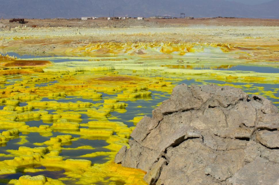 „Poarta spre Iad”. Cum trăiesc oamenii în cel mai nemilos loc de pe Terra, unde temperaturile ajung și la 62 de grade Celsius 971775