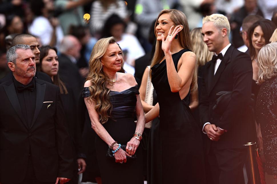 Volodimir Zelenski şi ostaticii din Gaza, omagiaţi în prima zi a Festivalului de Film de la Cannes: "Un actor devenit războinic" 972324