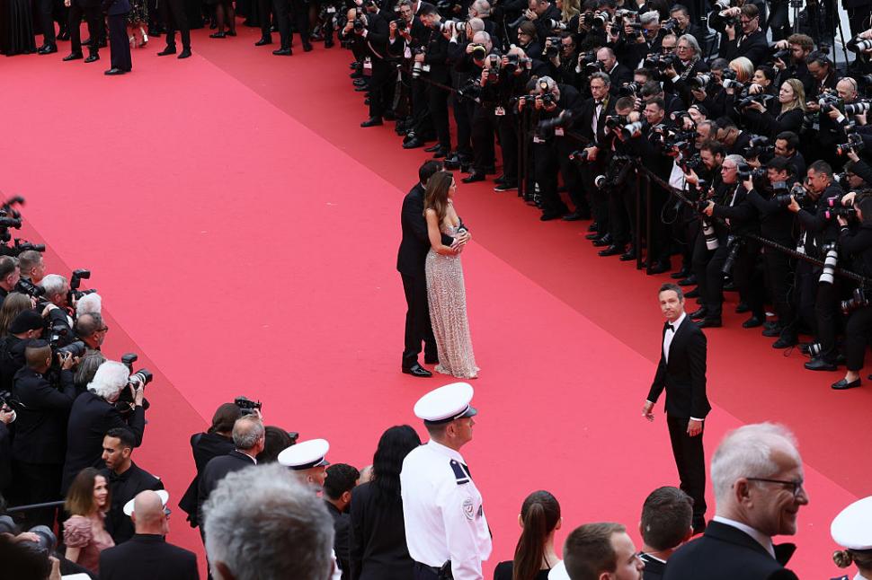 Volodimir Zelenski şi ostaticii din Gaza, omagiaţi în prima zi a Festivalului de Film de la Cannes: "Un actor devenit războinic" 972325