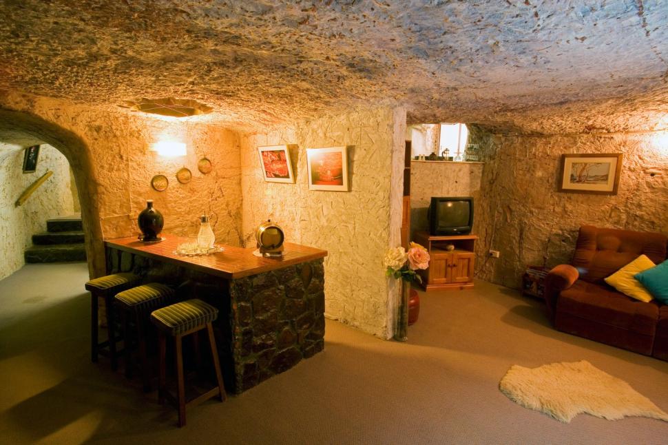 Misteriosul oraș subteran unde oamenii s-au mutat în fostele mine. Cum arată casele, magazinele și restaurantele lor 972495