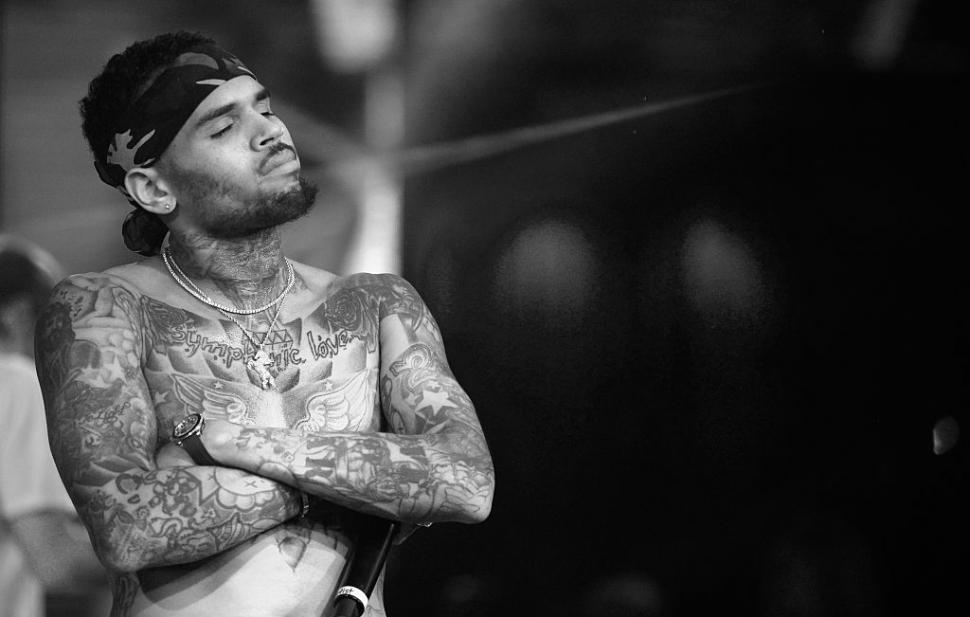 Chris Brown a fost arestat în Anglia, sub suspiciunea de agresiune şi vătămare corporală gravă 972918