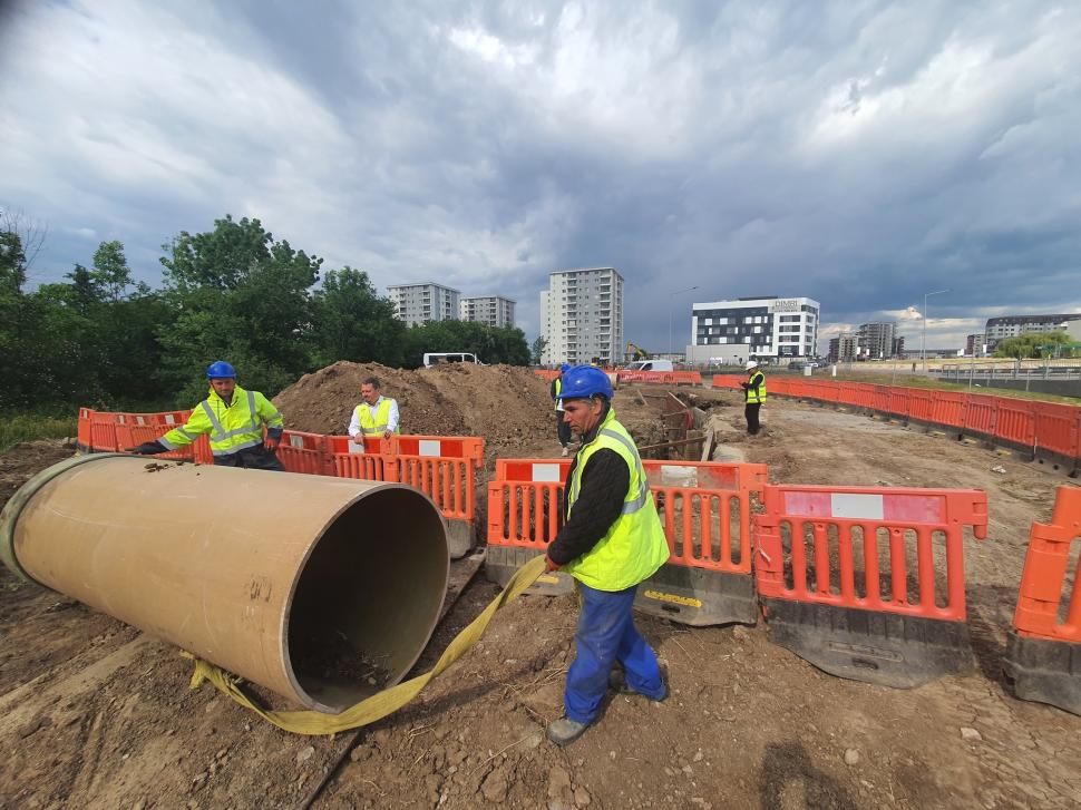 Cum merg lucrările pentru lărgirea bulevardului Prelungirea Ghencea: „Până la finalul anului se va circula pe patru benzi” 973061