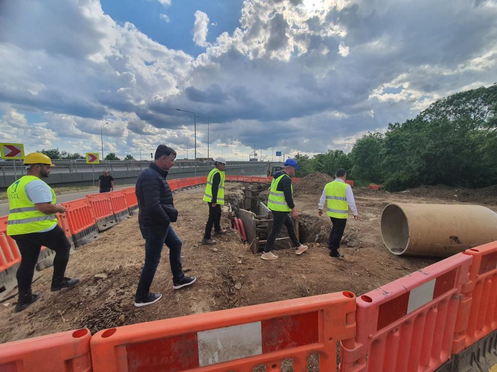 Cum merg lucrările pentru lărgirea bulevardului Prelungirea Ghencea: „Până la finalul anului se va circula pe patru benzi” 973068