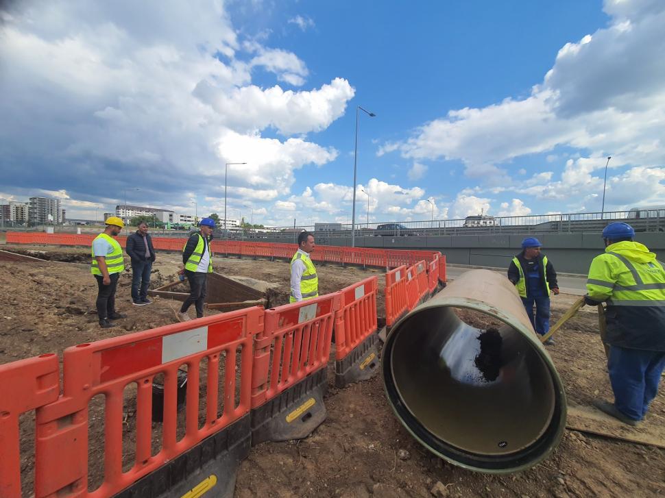 Cum merg lucrările pentru lărgirea bulevardului Prelungirea Ghencea: „Până la finalul anului se va circula pe patru benzi” 973088