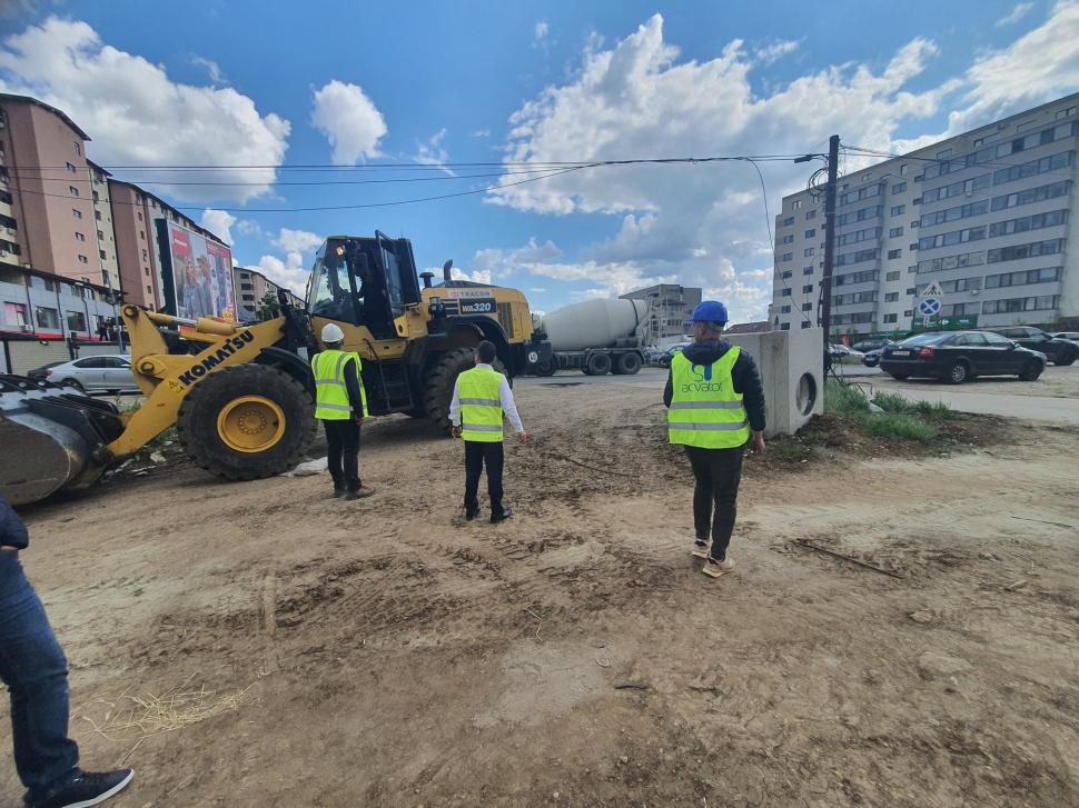 Cum merg lucrările pentru lărgirea bulevardului Prelungirea Ghencea: „Până la finalul anului se va circula pe patru benzi” 973093