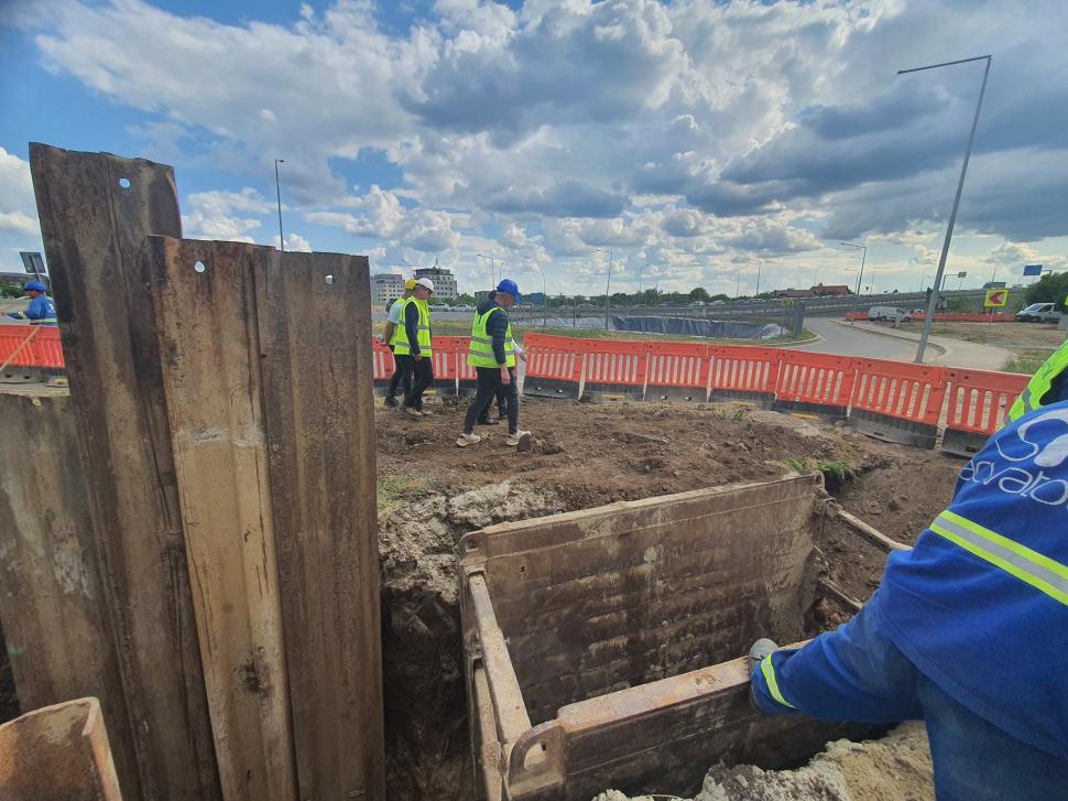 Cum merg lucrările pentru lărgirea bulevardului Prelungirea Ghencea: „Până la finalul anului se va circula pe patru benzi” 973094