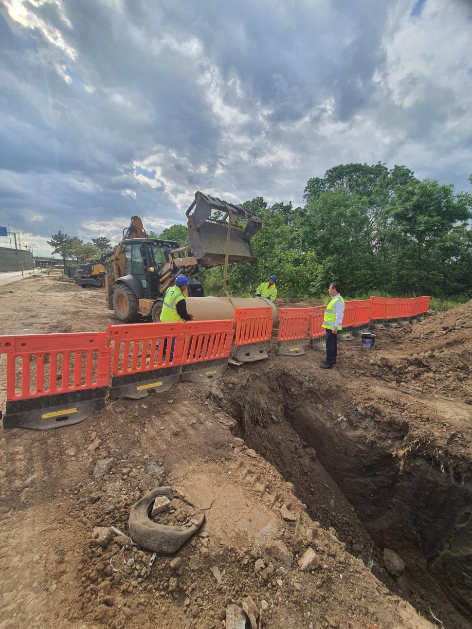 Cum merg lucrările pentru lărgirea bulevardului Prelungirea Ghencea: „Până la finalul anului se va circula pe patru benzi” 973096