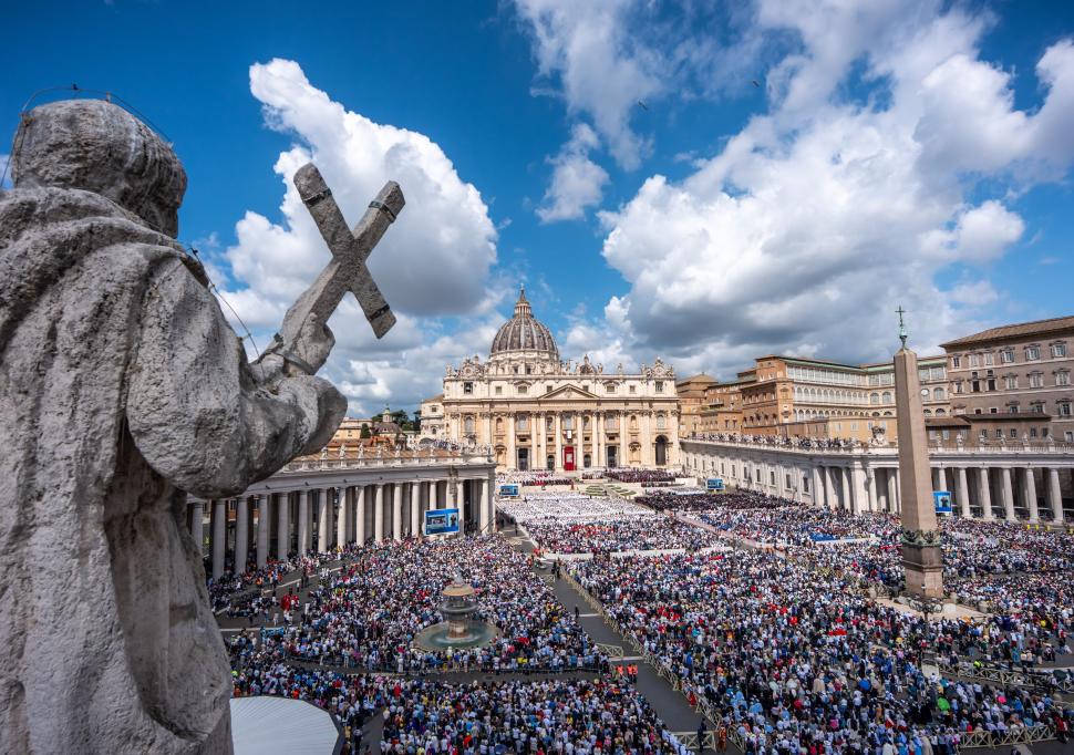 Ceremonia inaugurală a pontificatului lui Leon al XIV-lea în imagini: Zelenski i-a strâns mâna lui Vance şi a îmbrățișat-o pe Meloni 973495