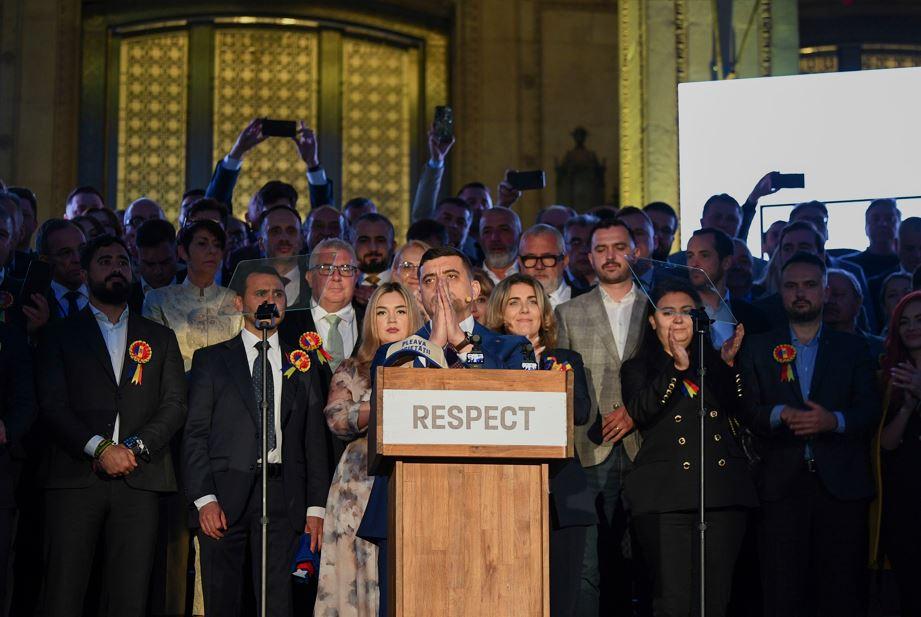 Imaginile dezastrului. Cum a primit George Simion vestea că Nicușor Dan este pe primul loc după alegeri 973626