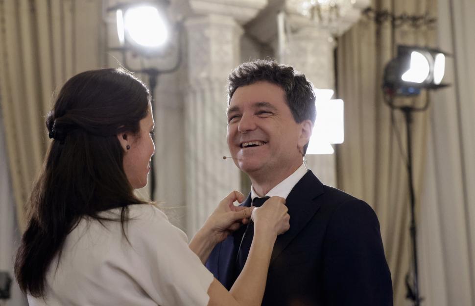 Mirabela Grădinaru, prezența discretă dar puternică din viața lui Nicușor Dan. CV, ocupație actuală, familie și alte detalii inedite 973870