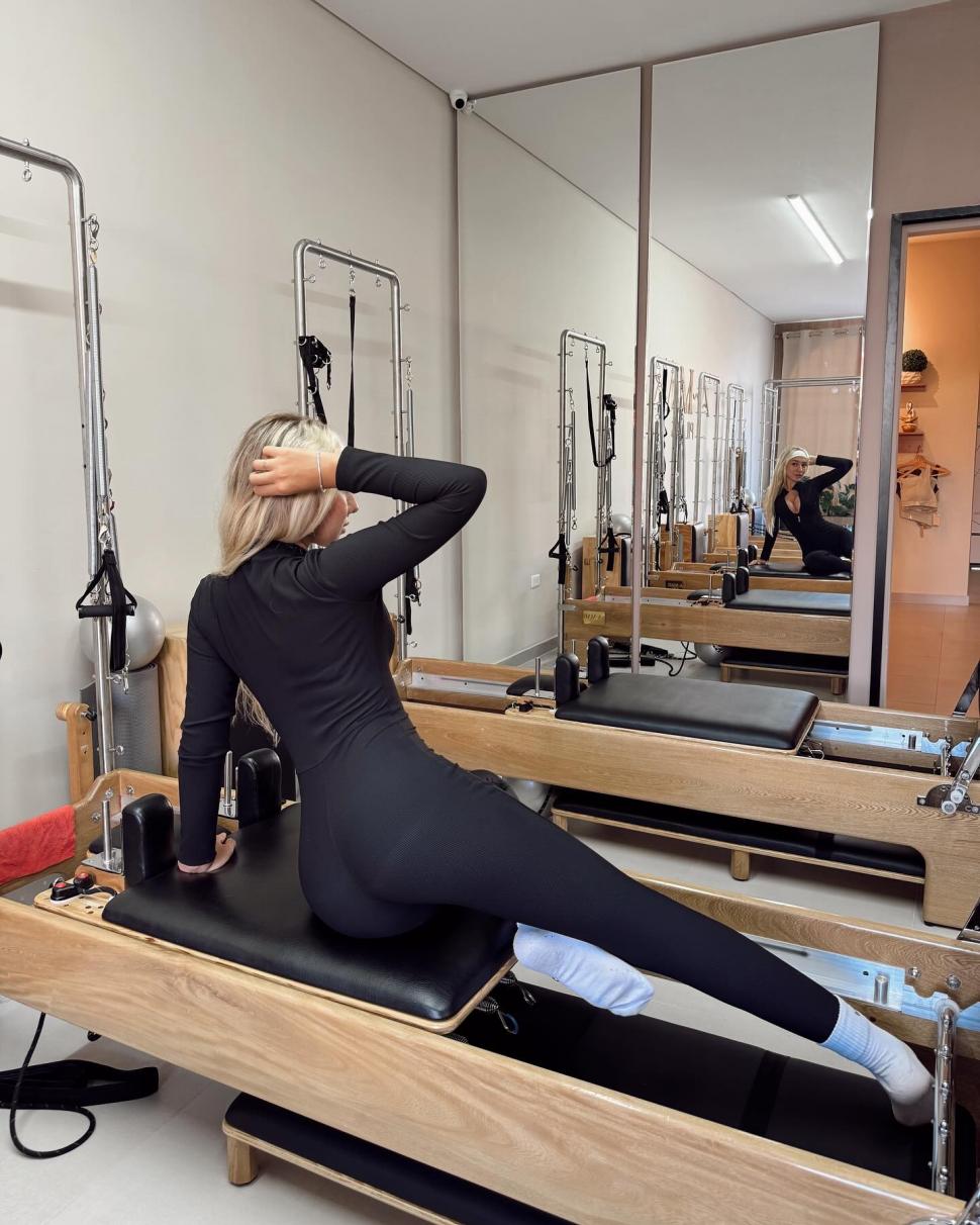 Moartea șocantă a unui fotomodel. Tânăra de 22 de ani a fost împușcată de un bărbat deghizat în curier, care i-a sunat la ușă 973953