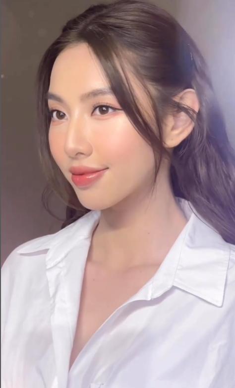 O regină a frumuseții din Vietnam a fost arestată pe aeroport din cauza unor jeleuri 974074