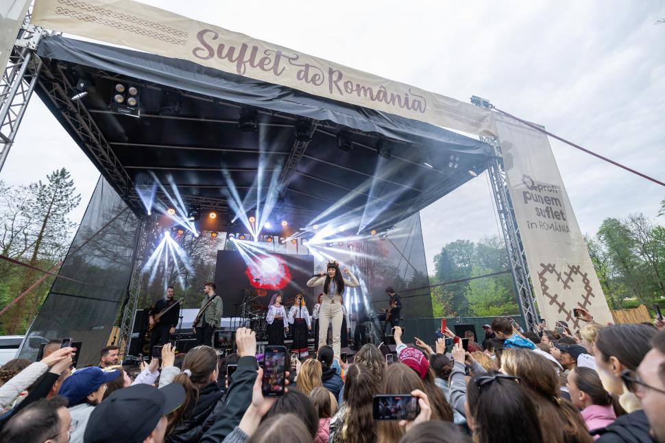 Peste 10.000 de participanți și 80 de mici producători locali, în a treia ediție a festivalului Suflet de România 974028