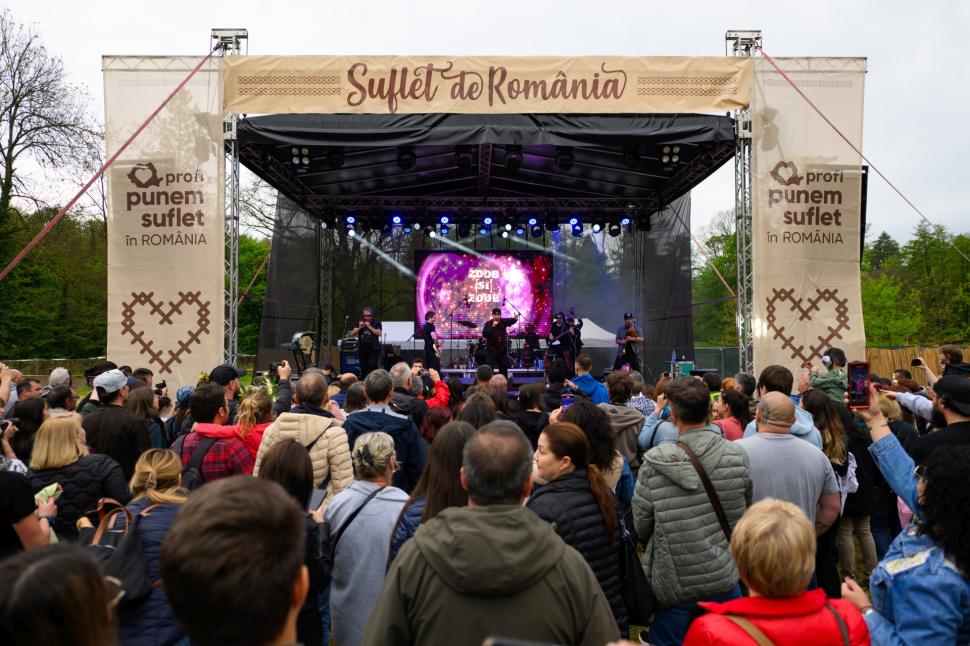 Peste 10.000 de participanți și 80 de mici producători locali, în a treia ediție a festivalului Suflet de România 974032