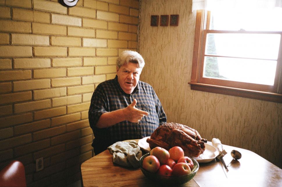 Actorul George Wendt, cunoscut pentru rolul din serialul Cheers, a murit la vârsta de 76 de ani 974299